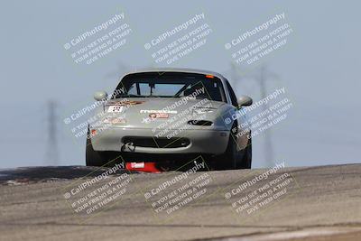 media/Oct-26-2025-CalClub SCCA (Sun) [[8ce1e69566]]/Group 5/Grapevine/
